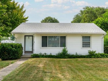 905 Sprague Avenue , Madison Heights, Mi 48071