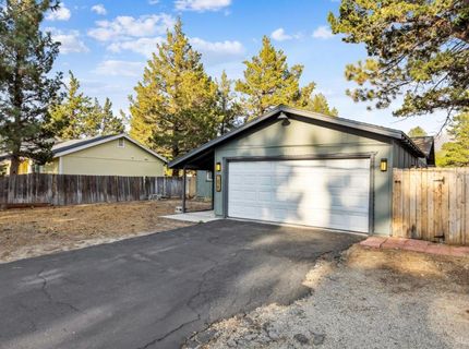 1825 Arrowhead Avenue, South Lake Tahoe, CA 96150 Photo