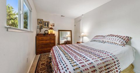 1825 Arrowhead Avenue, South Lake Tahoe, CA 96150 Photo