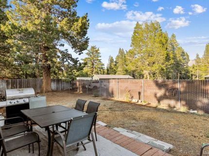 1825 Arrowhead Avenue, South Lake Tahoe, CA 96150 Photo