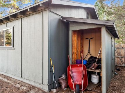 1825 Arrowhead Avenue, South Lake Tahoe, CA 96150 Photo