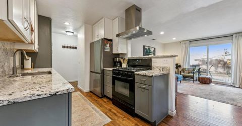 1825 Arrowhead Avenue, South Lake Tahoe, CA 96150 Photo