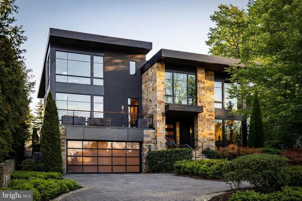 7504 HAMPDEN LANE , BETHESDA, MD 20814
