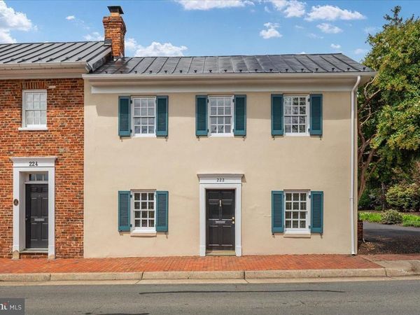 222 W MARKET STREET W, LEESBURG, VA 20176