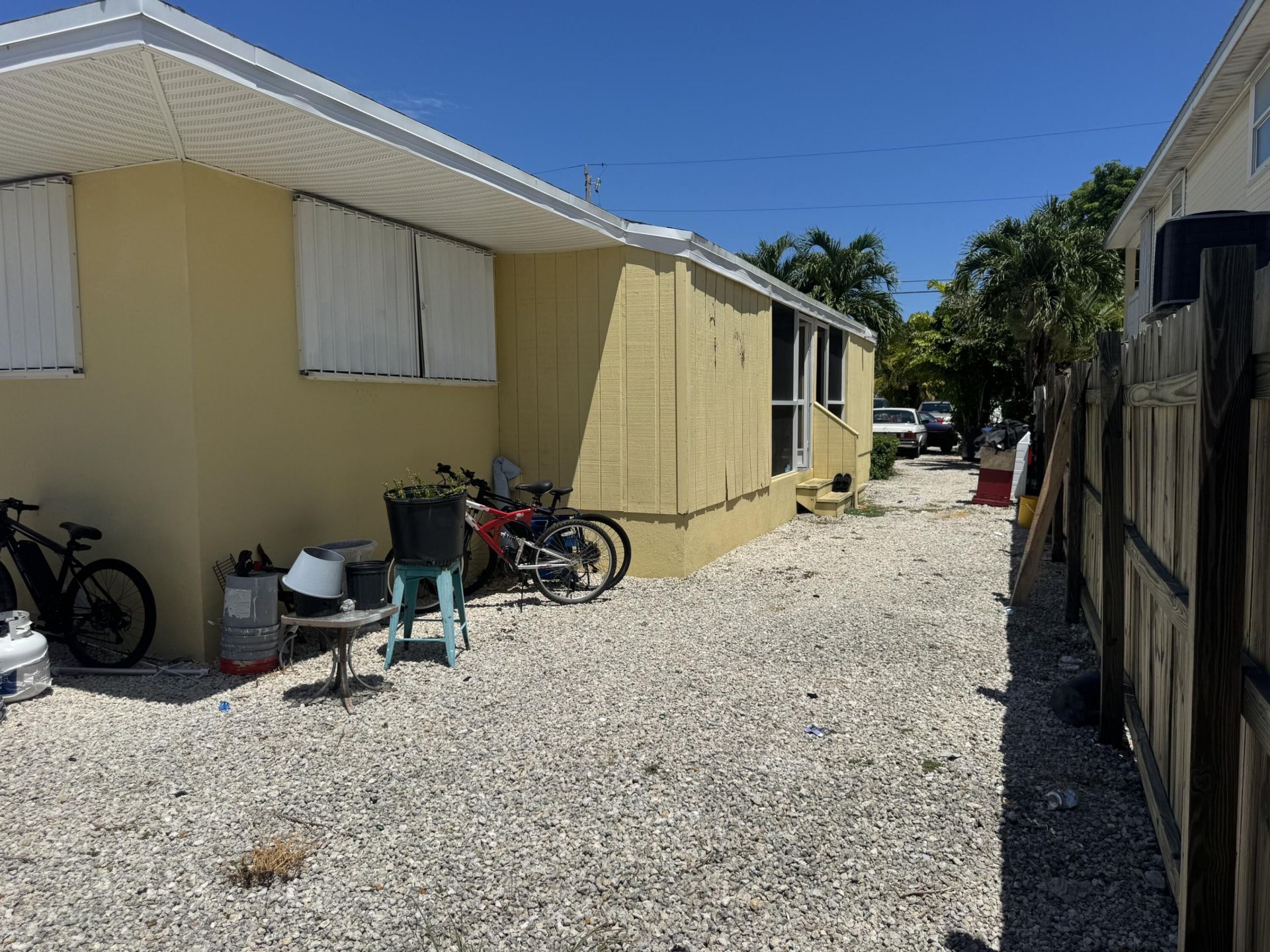 285 A 66th Street, Unit A & B, Marathon, FL 33050 Photo