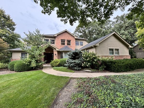 7417 Inverway Drive , Lakewood, IL 60014