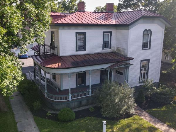 92 Center Street, Rutland City, VT 05701