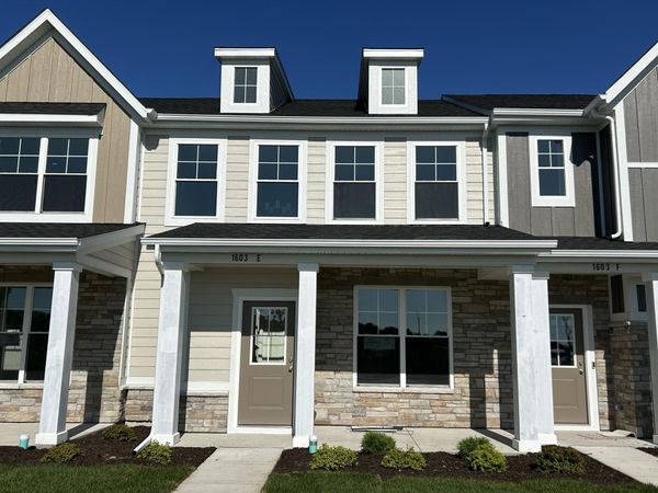 1603 Parkside Lane , Unit E, Dyer, IN 46311