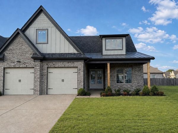 10138 ROKEBY FARM LN, Collierville, TN 38017