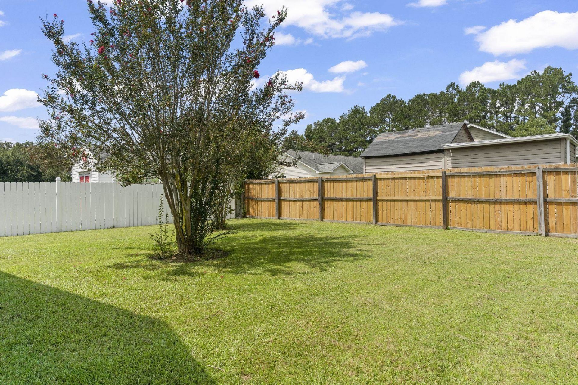 328 Sean River Rd. Photo 25