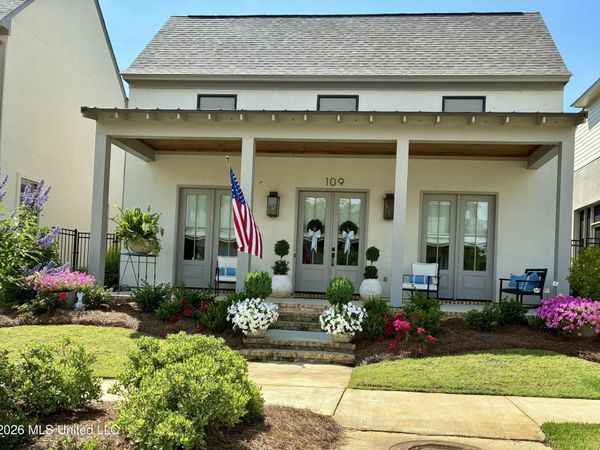 109 Water Street, Madison, MS 39110
