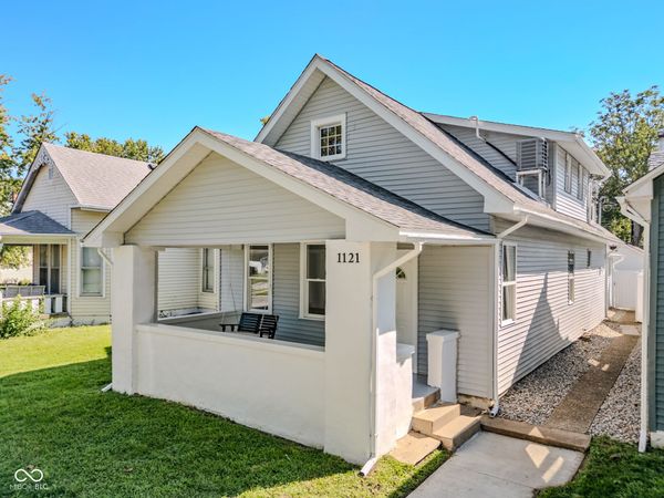 1121 Lafayette Avenue , Columbus, IN 47201