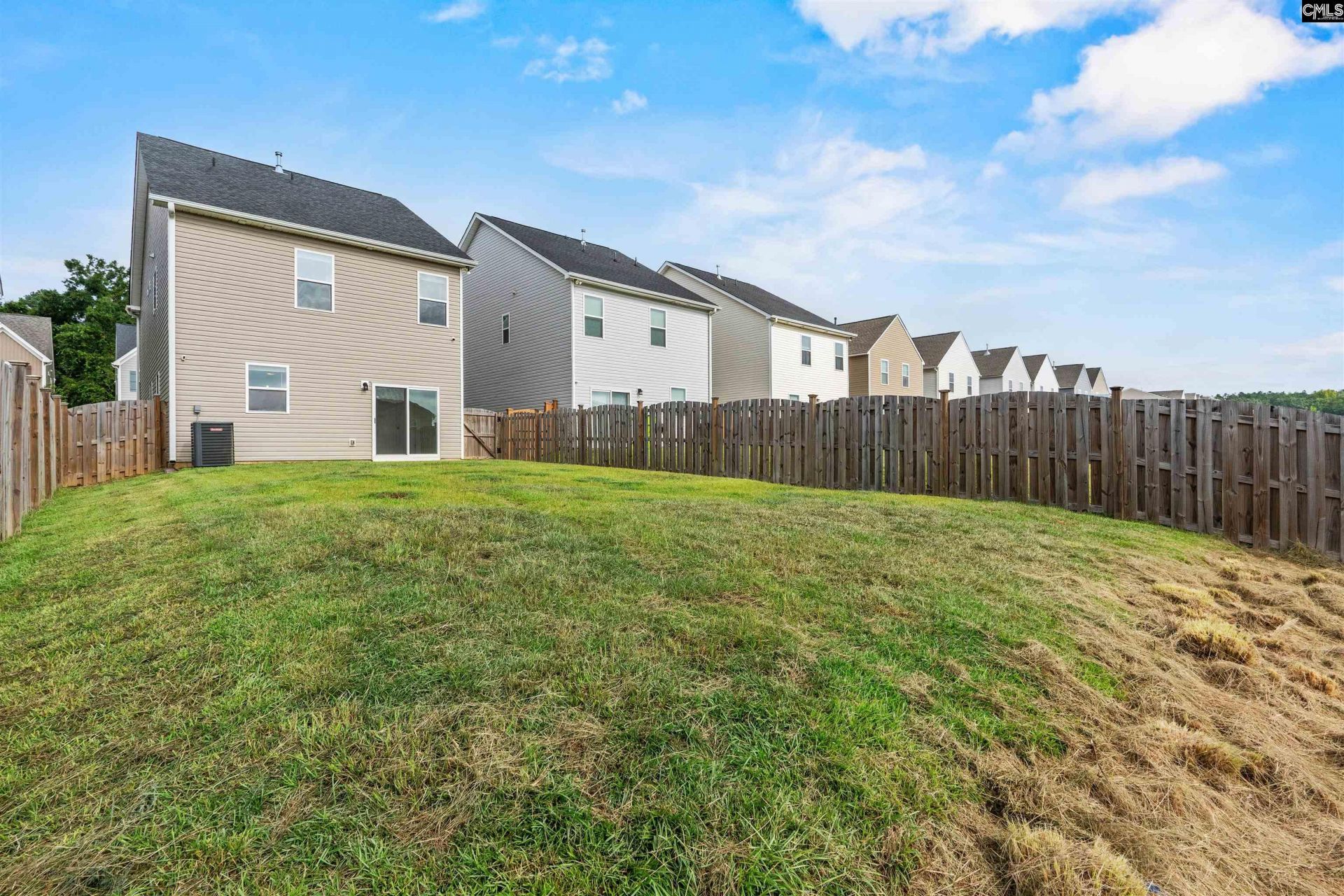 1054 Crescent Moon Loop Photo 29