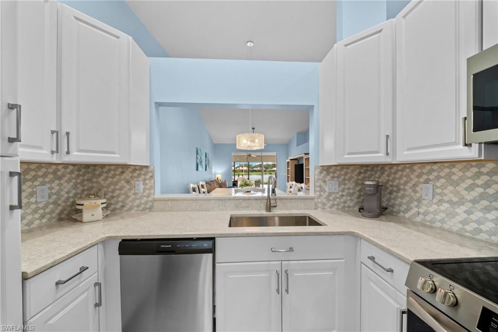 8062 Palomino Dr, Unit 42, Naples, FL 34113 Photo