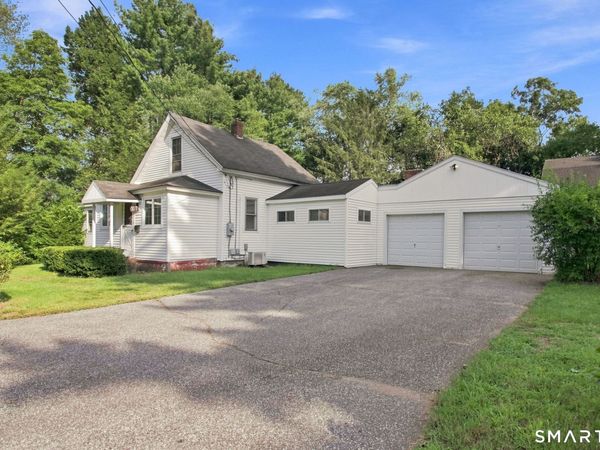 41 Ashland, Windham, CT 06226