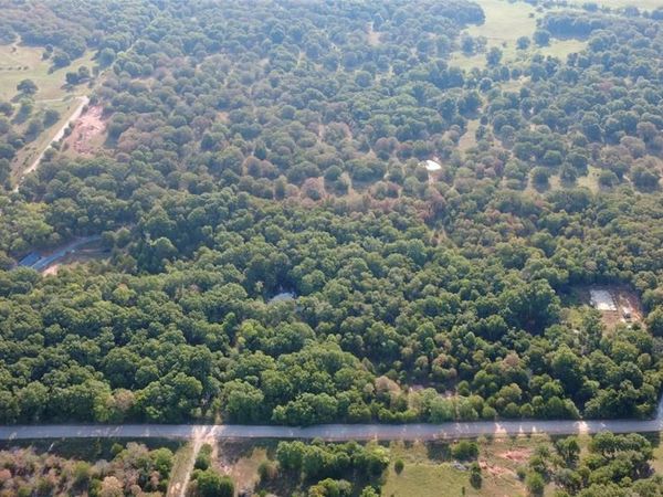 32305 Hamilton Road, Wanette, OK 74878