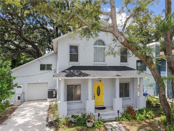 211 E 131ST AVENUE, TAMPA, FL 33612