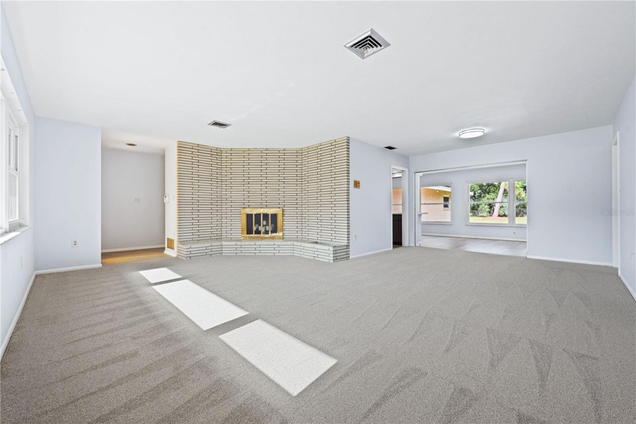 3733 Malec Circle , Sarasota, FL 34233 Photo