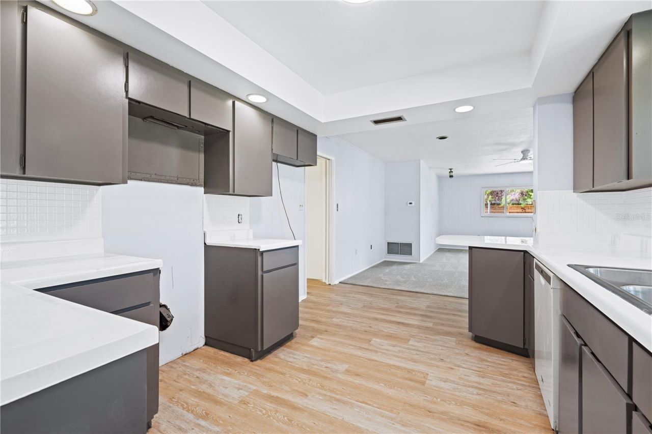 3733 Malec Circle , Sarasota, FL 34233 Photo