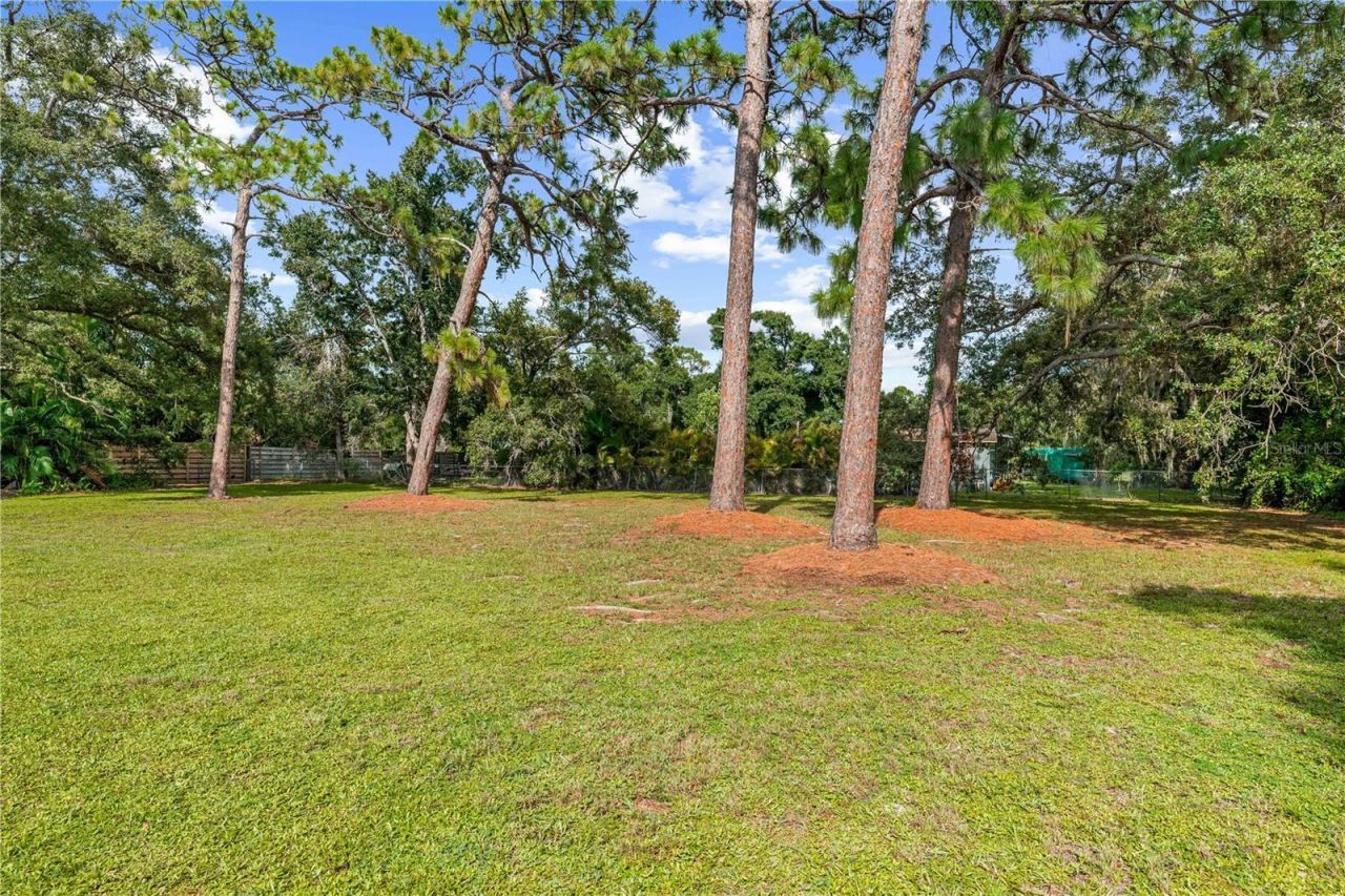 3733 Malec Circle , Sarasota, FL 34233 Photo