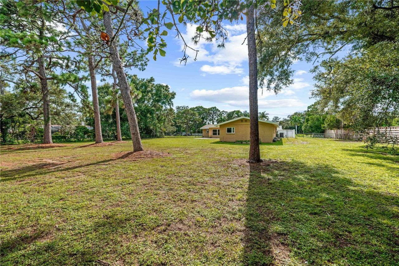 3733 Malec Circle , Sarasota, FL 34233 Photo