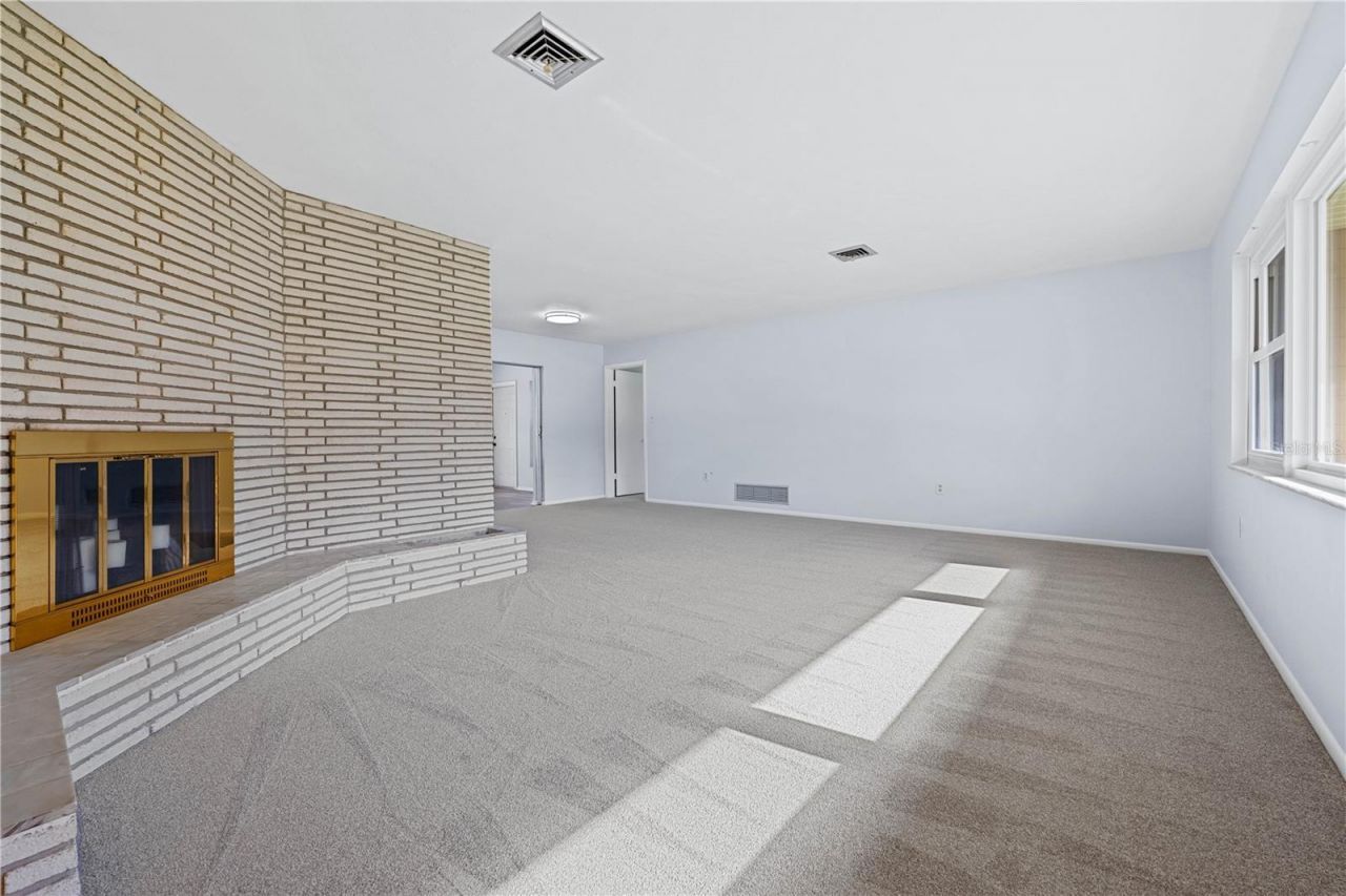 3733 Malec Circle , Sarasota, FL 34233 Photo