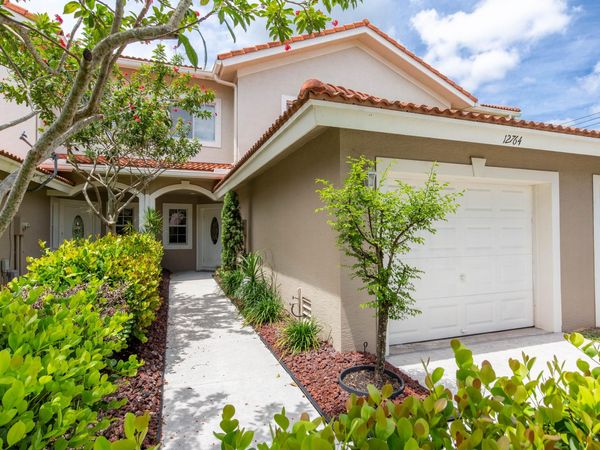 12764 Westhampton Circle, Wellington, FL 33414