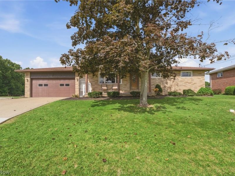 415 28th Street NW, Massillon, OH 44647 Photo 2