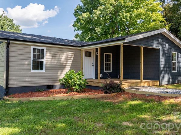 160 Green Street , Rutherford College, NC 28612