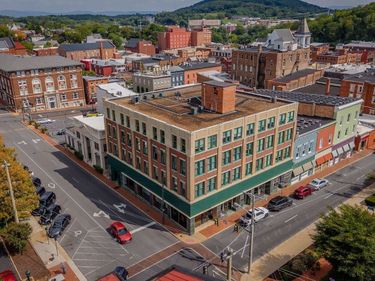 29 N CENTRAL AVE, STAUNTON, VA 24401
