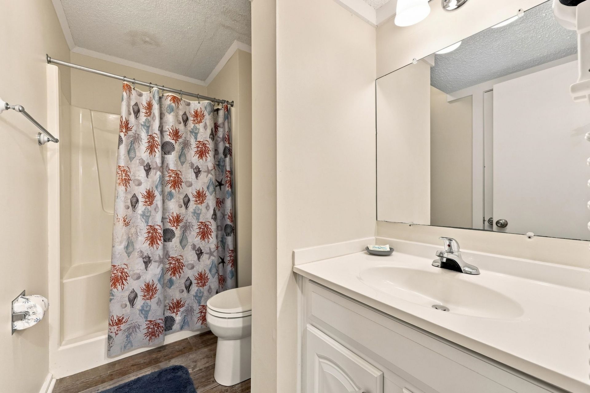 415 Ocean Creek Dr.  Photo 26