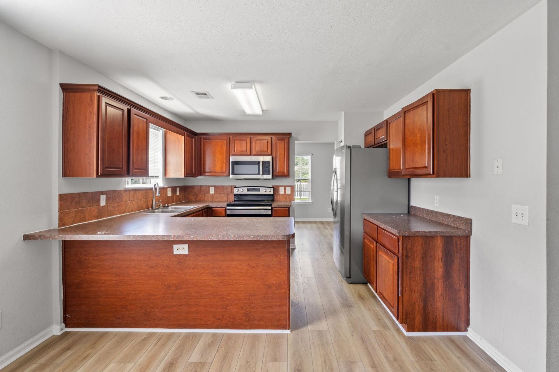 530 Ambrosia Loop  Photo 11