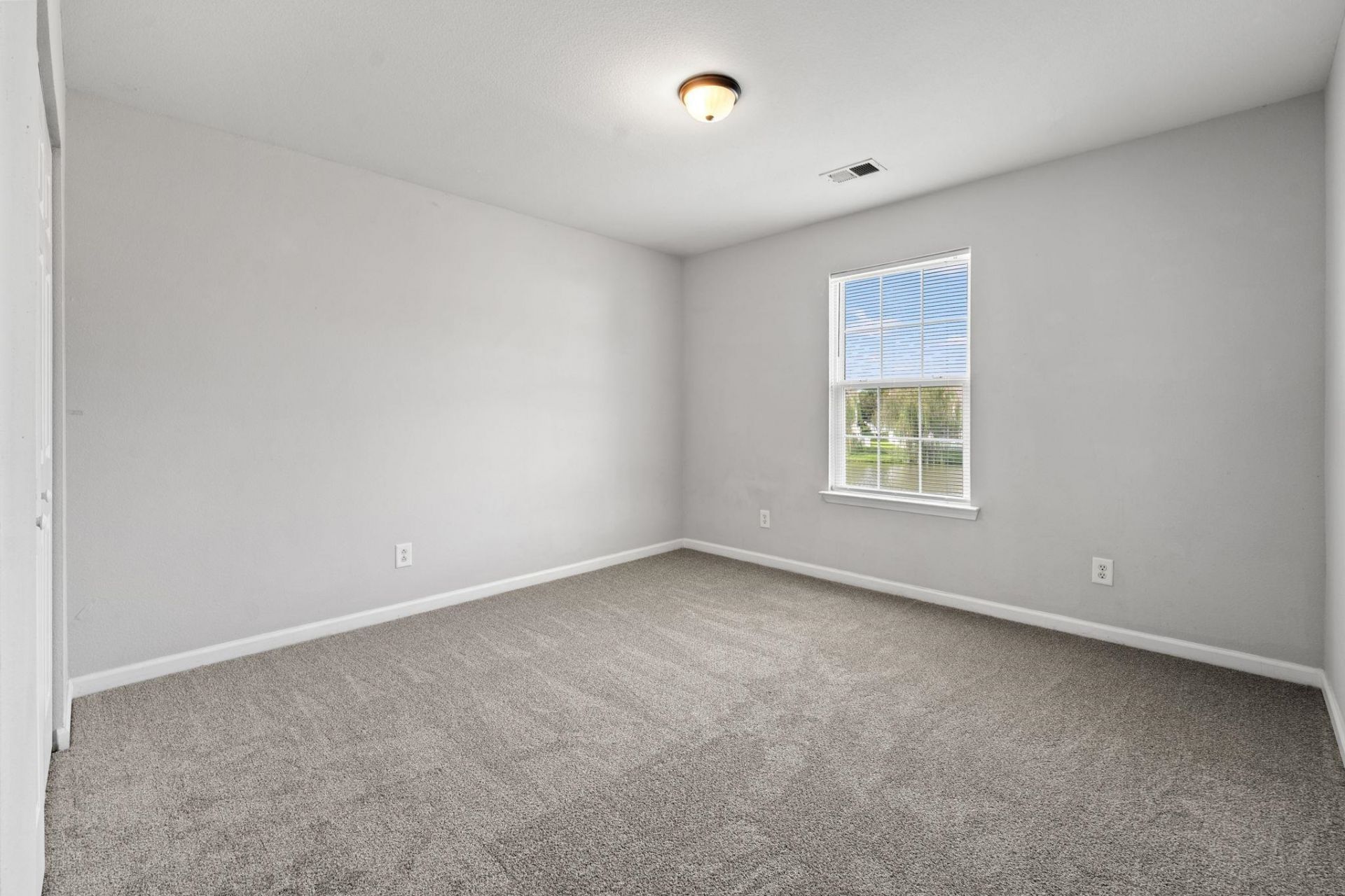 530 Ambrosia Loop  Photo 23