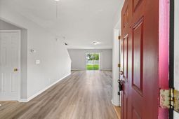 530 Ambrosia Loop  photo 4