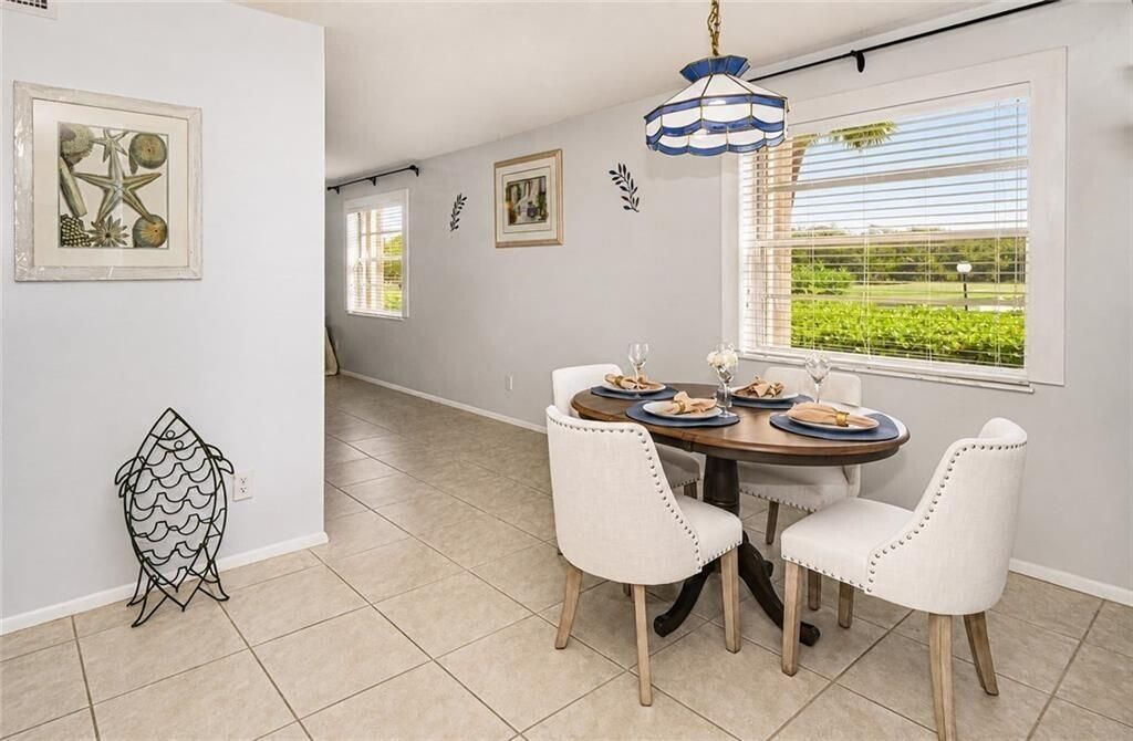 73 Royal Oak Court, Unit 101, Vero Beach, FL 32962 Photo