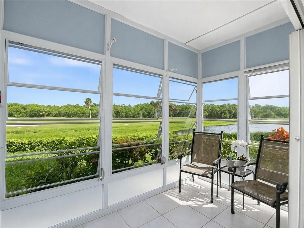 73 Royal Oak Court, Unit 101, Vero Beach, FL 32962 Photo