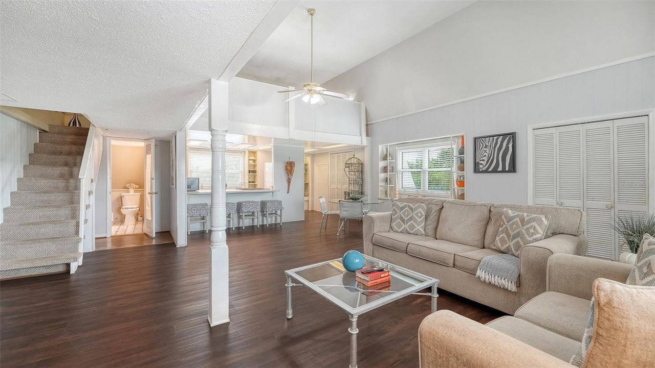 3453 Gulf Of Mexico Drive , Unit 200, Longboat Key, FL 34228 Photo