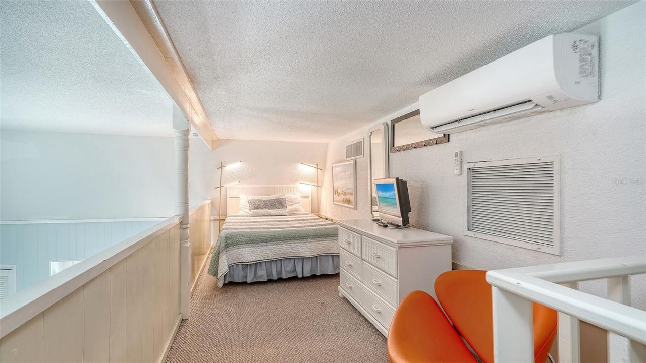 3453 Gulf Of Mexico Drive , Unit 200, Longboat Key, FL 34228 Photo