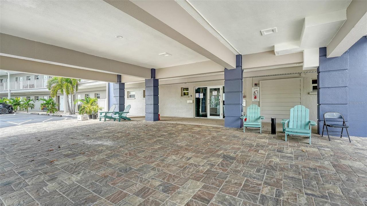 3453 Gulf Of Mexico Drive , Unit 200, Longboat Key, FL 34228 Photo