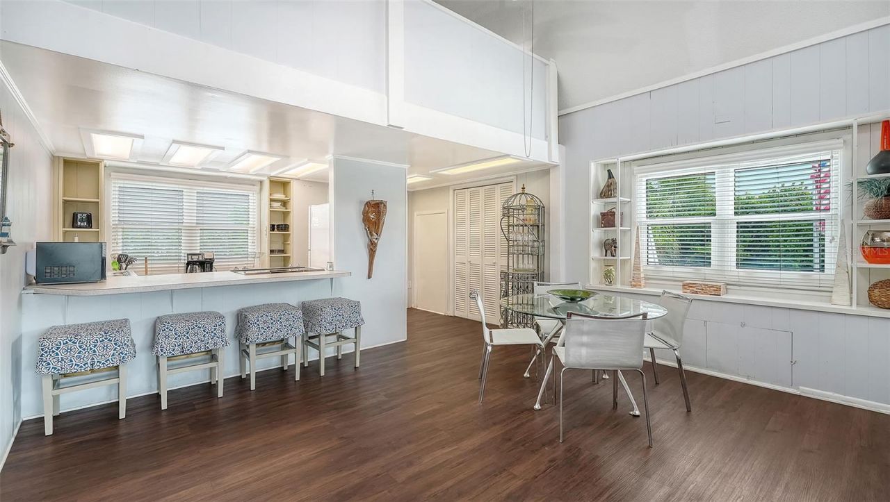3453 Gulf Of Mexico Drive , Unit 200, Longboat Key, FL 34228 Photo
