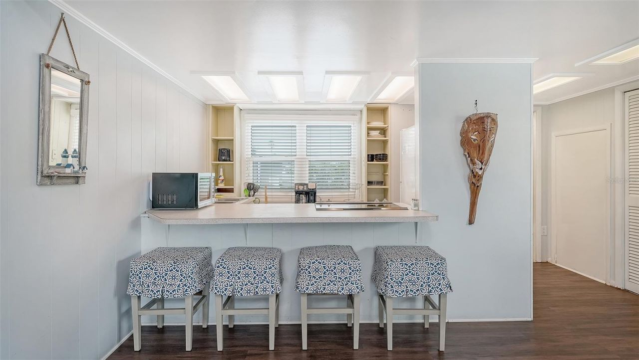 3453 Gulf Of Mexico Drive , Unit 200, Longboat Key, FL 34228 Photo