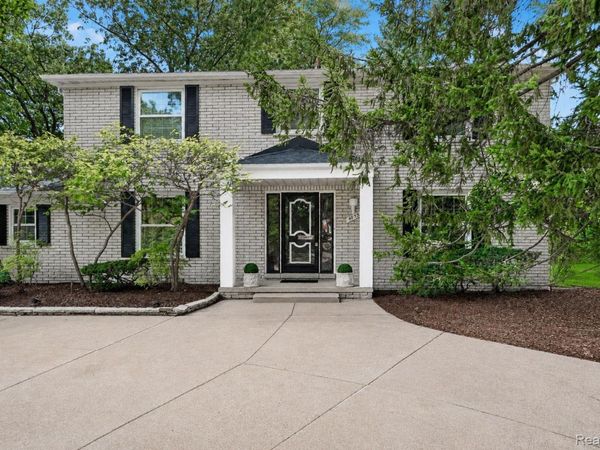 4855 Thorntree Drive, West Bloomfield Township, Mi 48322