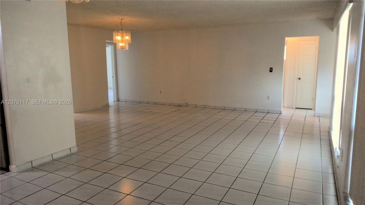 7829 Embassy Blvd , Miramar, FL 33023 Photo