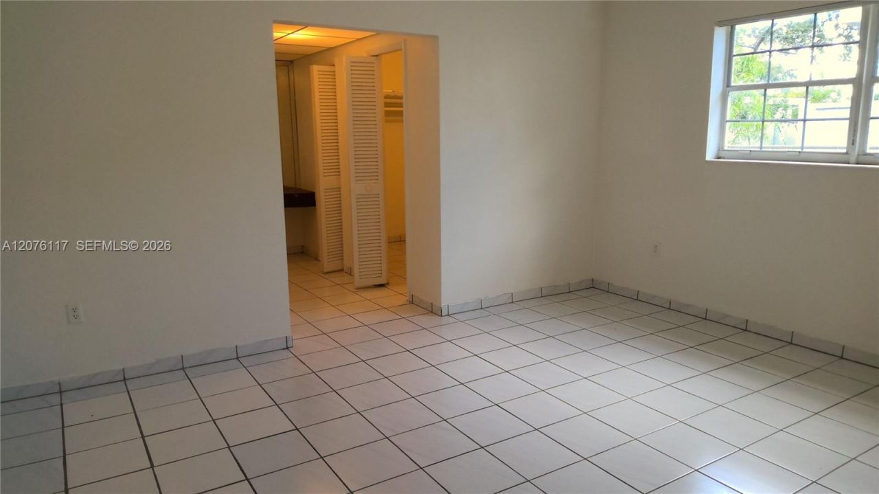 7829 Embassy Blvd , Miramar, FL 33023 Photo