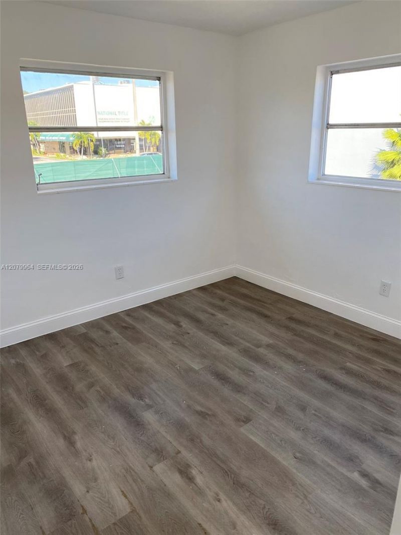 633 NW 23rd Ct , Unit 2, Miami, FL 33125 Photo