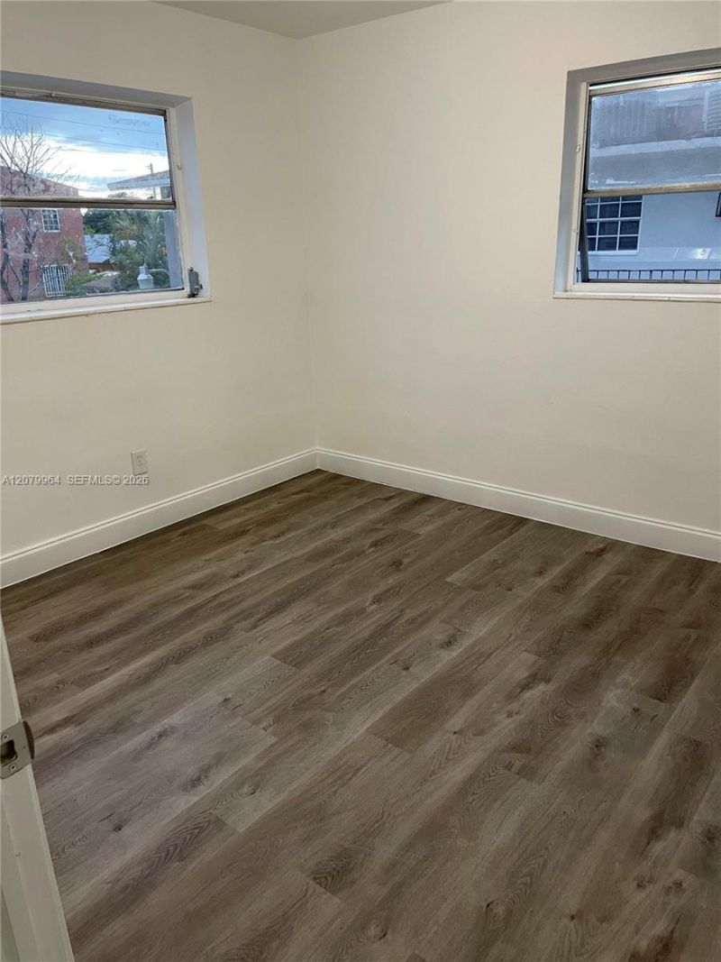 633 NW 23rd Ct , Unit 2, Miami, FL 33125 Photo