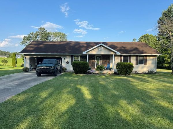 50 Pine Ridge Road, Jackson, OH 45640