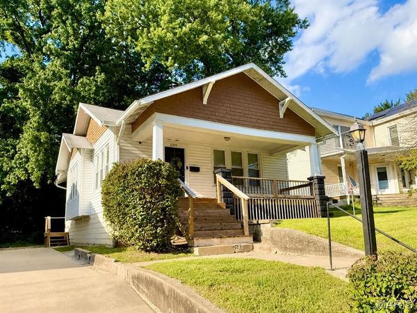 2320 Sanford Avenue , Alton, IL 62002