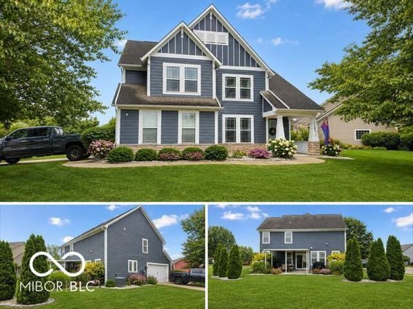 1140 S Vicksburg Drive , Greenwood, IN 46143