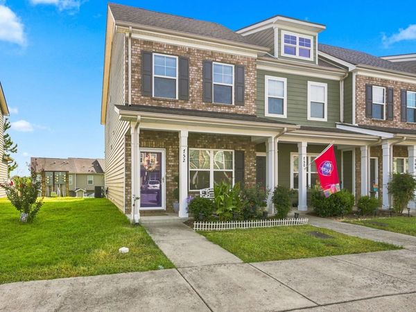 752 Bradburn Village Way , Antioch, TN 37013